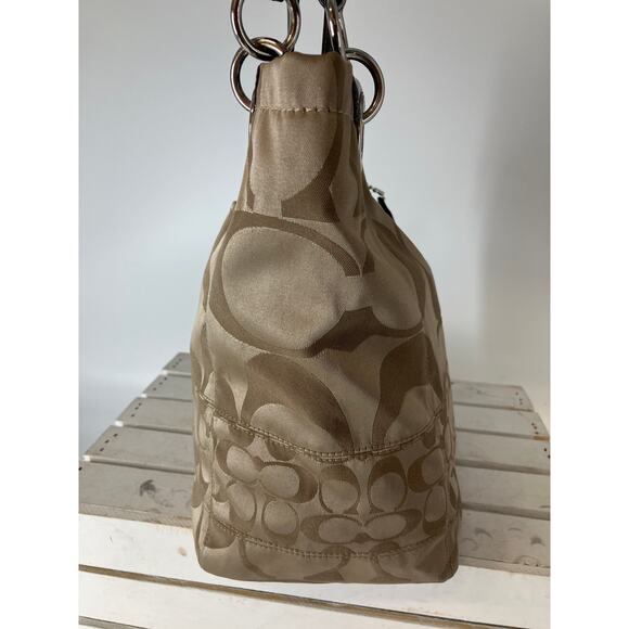 COACH 14449 LARGE TAN, BROWN SIGNAUTE PRINT SHOULDER BAG - Picture 2 of 16